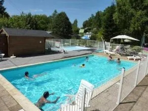 Camping 3 étoiles - Piscine - ccbaddh - Arudy