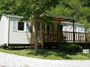 Campings Camping 3 etoiles - Piscine - ccbaddh : photos des chambres