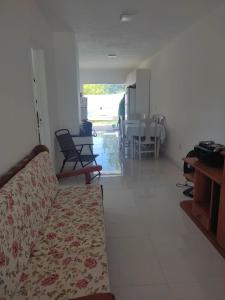 Casa perto da Praia do Laranjal