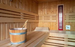 Villa Eligo mit 2 Whirlpools, Meerblick, Pool und Fitnessraum