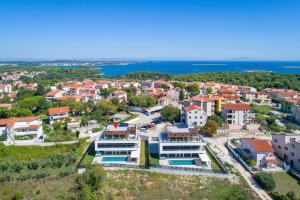 Villa Eligo mit 2 Whirlpools, Meerblick, Pool und Fitnessraum