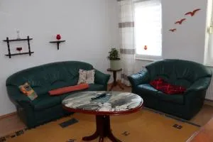 Wohnung In Weißwasser Oberlausitz Mit Großem Garten - فايسفاسر