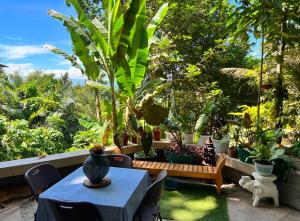 Private suite close to pools, hot springs, falls and more!