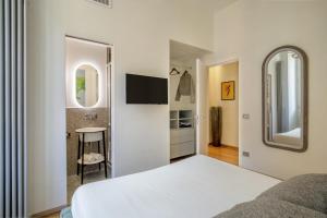 Porta Castello Charme