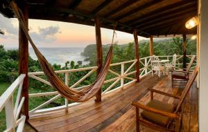 I VIEW - in Long Bay