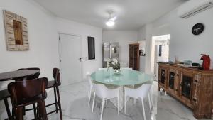 Ocean Park - 2 Dorms, 2 Banheiros, Ar Condicionado - Lazer com Tênis, Beach, Futebol, Sauna, Playground e Churrasqueira a 100m da Praia