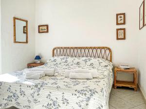Capo Testa Home