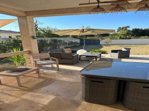Villas villa avec jacuzzi prive proche plage : photos des chambres