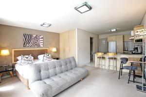 Fountains Cityscape Studio