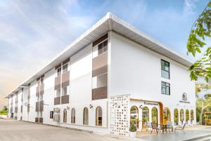 Grand Sattahip Hotel by BSH