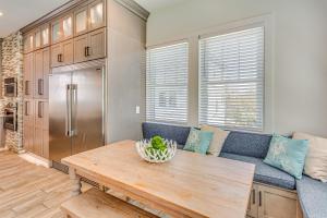 Walk to Ocean Myrtle Beach House with Hot Tub!