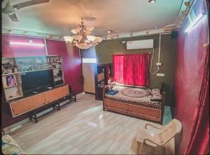 Saradha Nivas Home Stay Near Temple