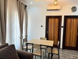 Gustav's Luxury 2 Bed Room Apartment - Aiyimensa