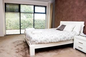 Come and dine with me at Jo