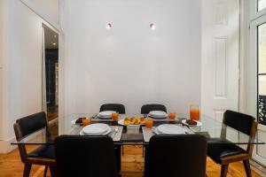 WHome Elegant Stay in Lisbons Historic Bairro Alto