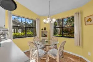 Bonita Bay Elegant Villa -Beach Access Included - Estero