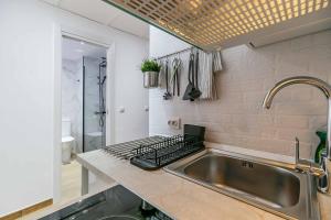 Apartamento reformado familiar, piscina y centro