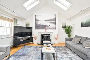 Spacious Fitzrovia Apartment 3 Bed
