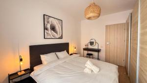 ISG Apartment - Near Carol Park & Unirii Area - RH Living