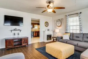 Walk to Town Home with Yard in Brenham! - Chappell Hill