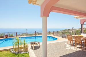 Vila Rosa by Your Madeira Rentals