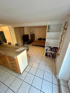 Charmant t2 dans une belle villa piscine