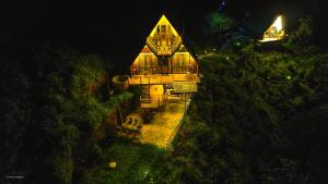 SilenT Hill Cottage
