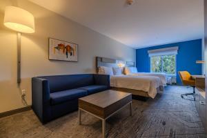 Suite with Two Beds - Non-Smoking room in Holiday Inn Express & Suites Denver North - Thornton an IHG Hotel