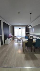33th Floor - SkyView Oasis - A