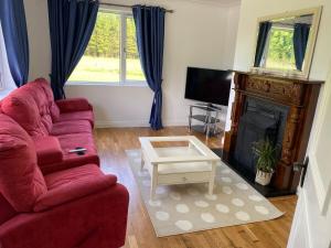 Evergreen view- 3 bedroom house in kingscourt