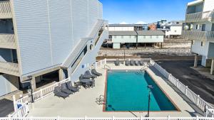 Summer House West B101 by Vacation Homes Collection