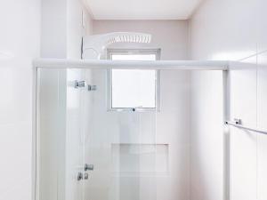 Apto de 2 dormitórios em na praia de Palmas - 0446