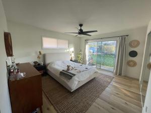 beachside condo in the heart of Bird Rock La Jolla