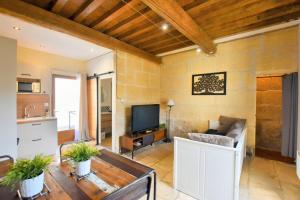 Maisons de vacances Ateliers, Terrasse - Parking - Clim : photos des chambres