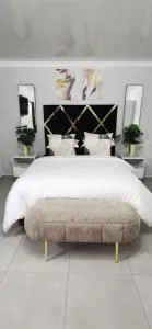 Entire Self-Catering Apartment in Silverfields - Randfontein