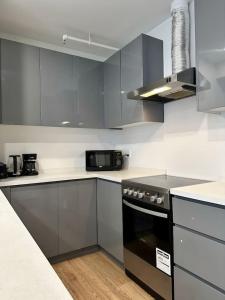 Modern Studio on Bishop - Spotlight MTL ZZ7