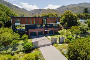 Treestone Villa large pool