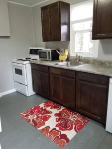 Westlake Bloomfield Cottage