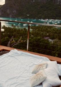 The Seaview Dome - Glamping at Karuna El Nido