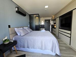 Studio espaçoso e confortável a 50m da praia