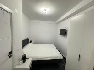 MatyMar Black & White