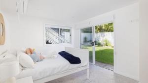 Shoal Bay Beach House One