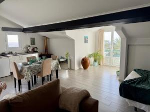 Casa Caloura Seaside Deluxe Accommodation & Spa