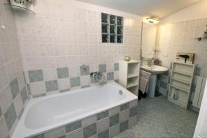 Appartamento con 3 Camere da Letto