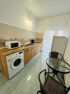 Serenity Apartments and Studios