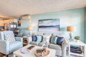 Scenic Oceanfront Condo in Myrtle Beach!