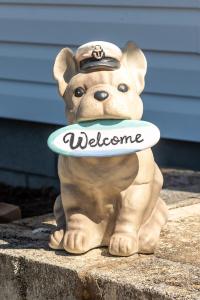 Hubert 3bed Home-Covered Patio, Pet-friendly!