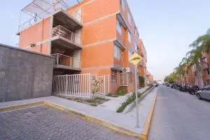 Casa Dorada - Garita