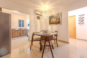 Oasis cerca del mar #2