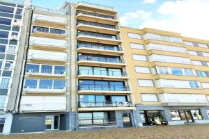 Apartment in Wenduine with Stunning Sea Views - 4hvězdičkové hotely ve městě Wenduine